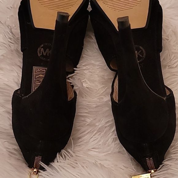 Micheal Micheal Kors michael Elena Cross Strap Dress Sandals - Picture 13 of 16